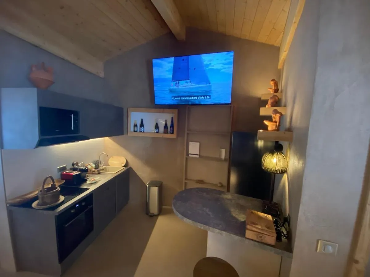 Micro-Lodge, Jardin Secret Montriond 0*,  France